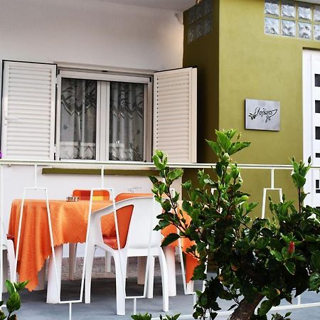 Dolihis Gi, Poseidon Villa Gialiskari  Luaran gambar