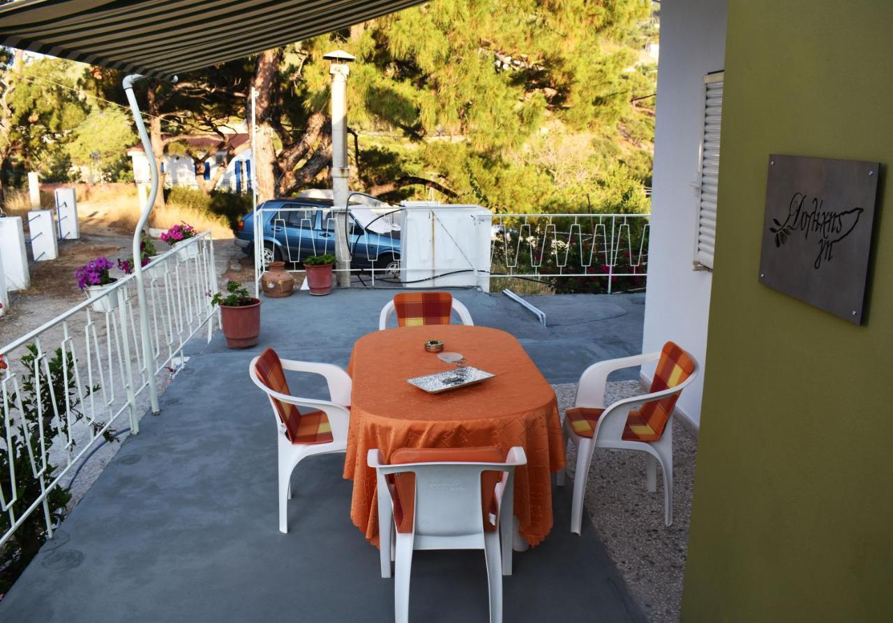 Dolihis Gi, Poseidon Villa Gialiskari  Luaran gambar